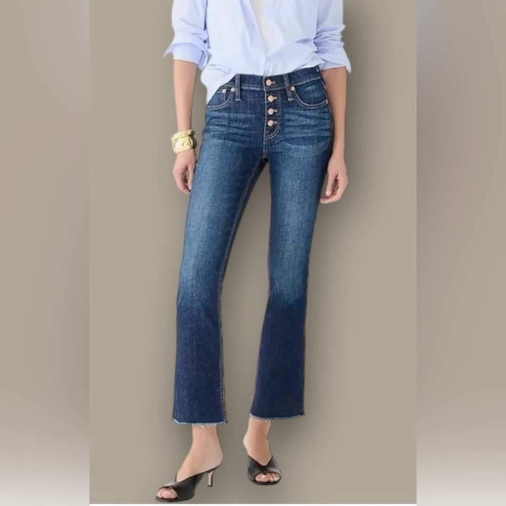 J. Crew 9” Demi-Boot Crop Jean' in
"Dark Worn Wash" Size 27